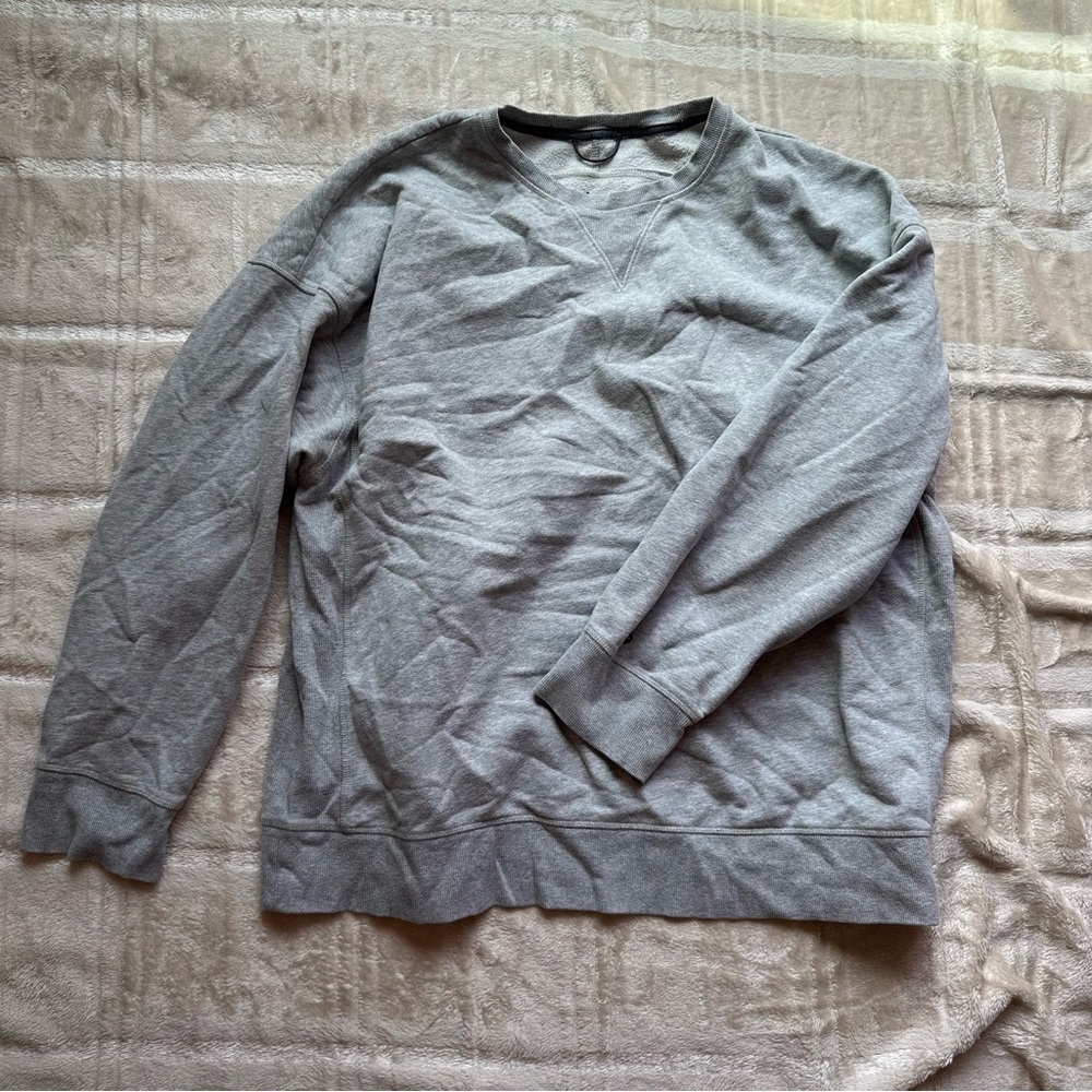 Men's Gray V-Neck Sweater